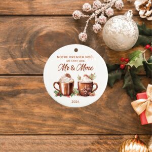 Boule de Noël personnalisée en céramique, ornement de Noël, boule en céramique motif tasse chocolat chaud, cadeau personnalisé